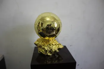 Mare dimensiune 35cm Ballon D ' OR T Cupa Bărbați Aur Minge de Fotbal Lume cel Mai bun Jucător de Fotbal la Fanii de Fotbal Sport magazin de Suveniruri