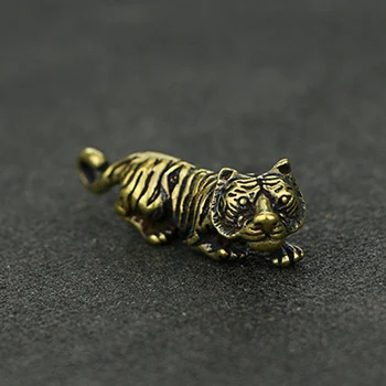 Cupru Tigru Ornamente De Dimensiuni Mici Retro Alamă Animal Zodiac Chinezesc Tigru Statuie Figurine Brelocuri Pandantive Antic Acasă Decor Birou